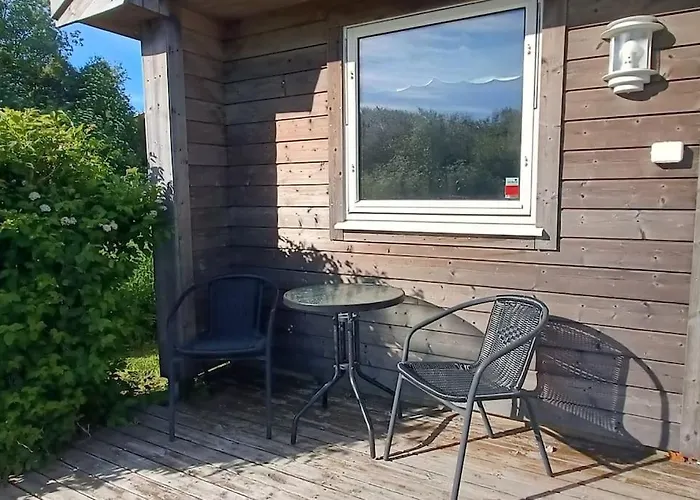 Cozy In Quiet Area Of * Leknes
