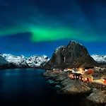 Cozy In Quiet Area Of